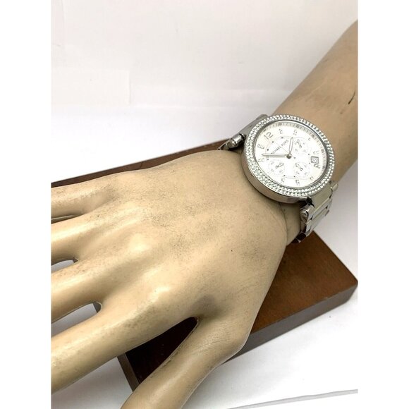 Michael Kors Women's Watch MK5353 Parker Silver Steel Chronograph Gemmed USED - Picture 4 of 14